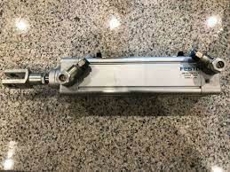 سیلندر گیره دار DNCKE-100-250-PPV-A فستو اصل