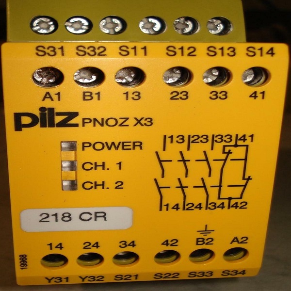 رله ایمن PNOZ x3 120vac-24vdc پیلز اصل