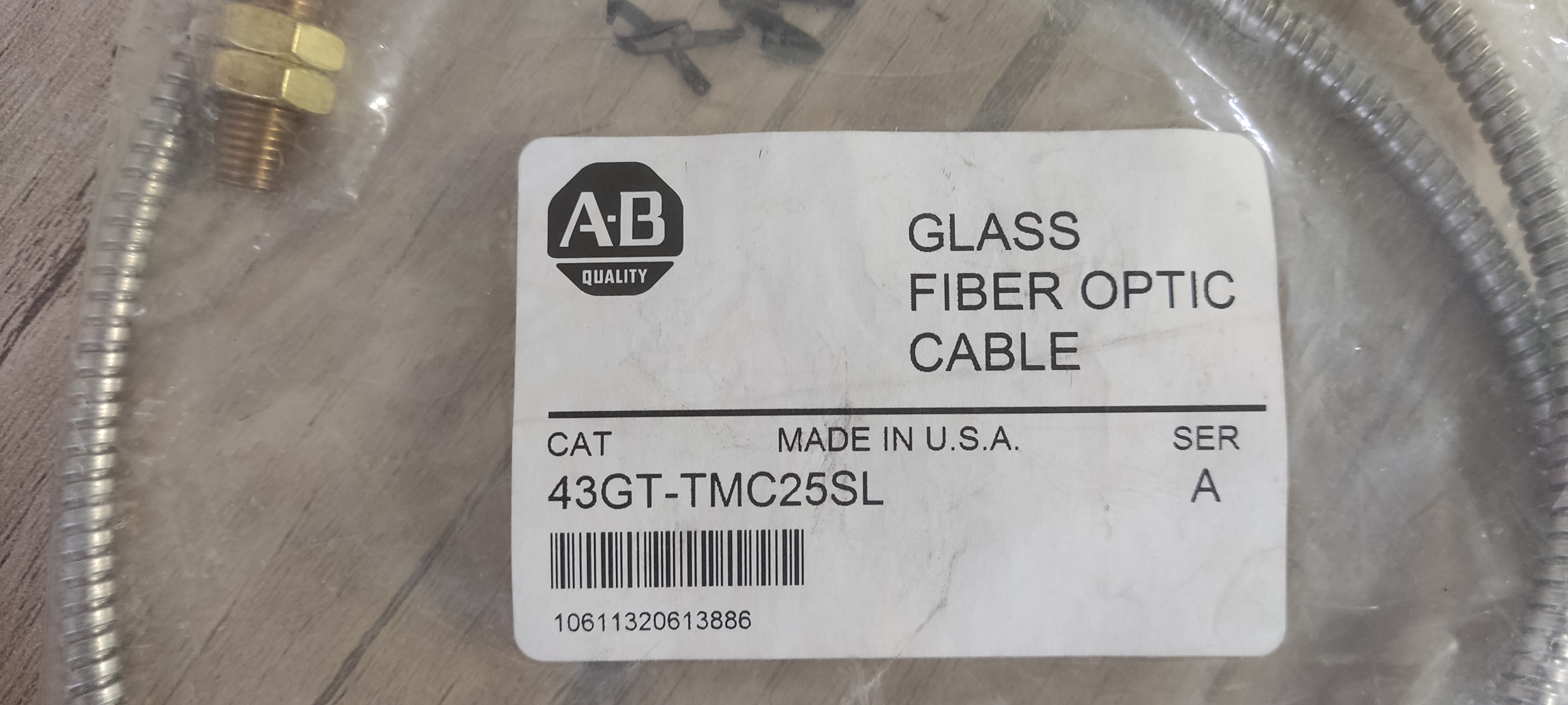 کابل فیبر نوری با غلاف فلزی مدل 43GT-TMC25SL آلن بردلی