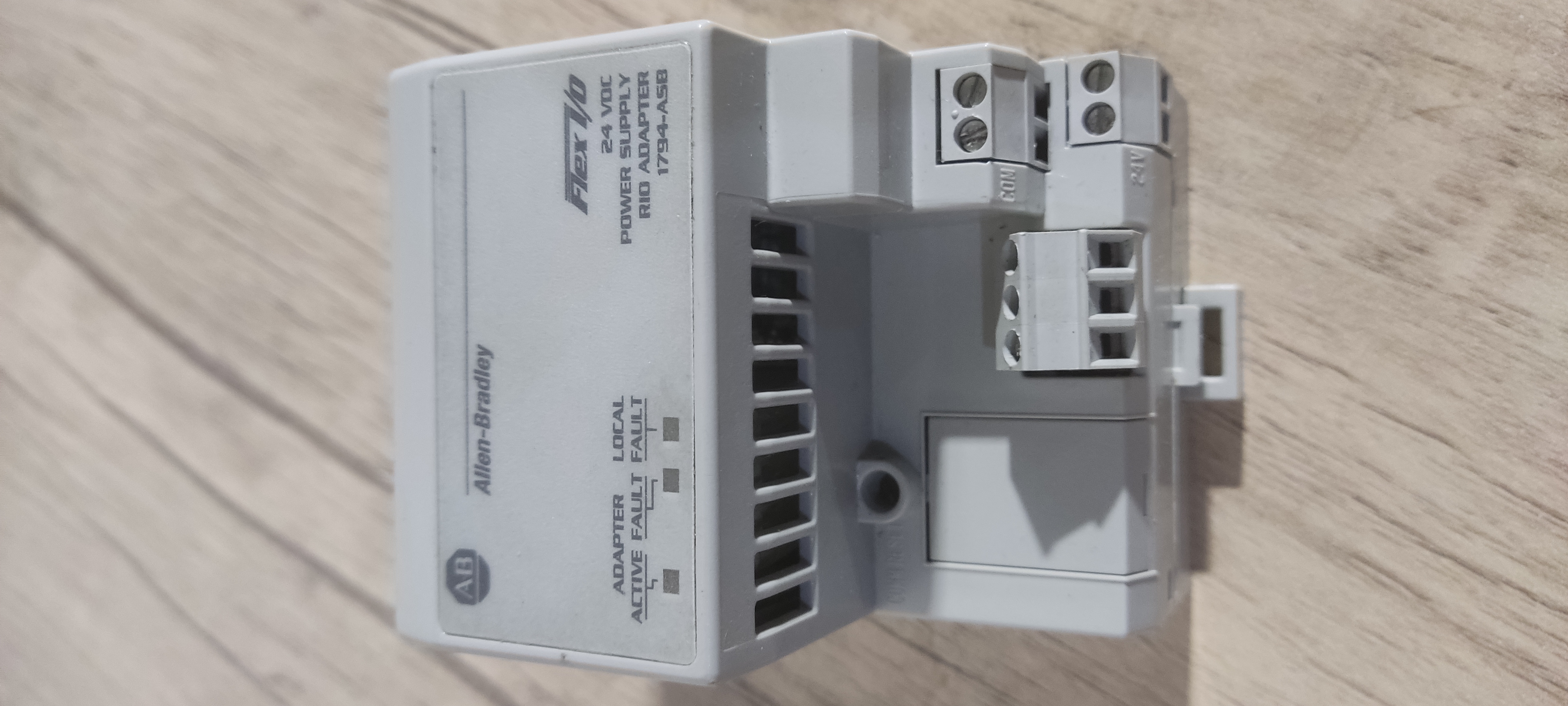 ماژول ریموت I/O مبدل ارتباطی مدل allen bradley 1794-ASB