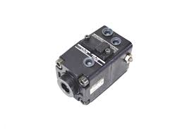 سیلندر پنوماتیک مدل C9LA40DA اس ام سی